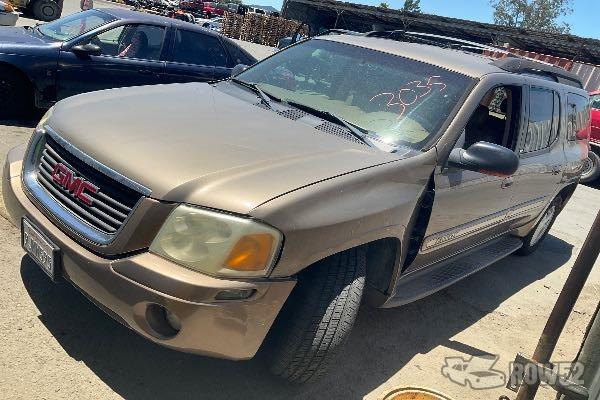 Photo of 2003 GMC Envoy