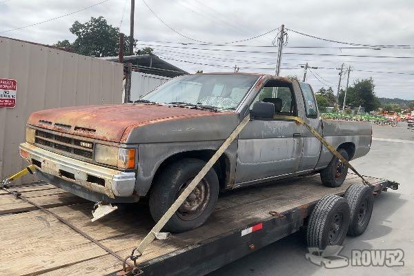 Photo of 1989 Nissan Pickup