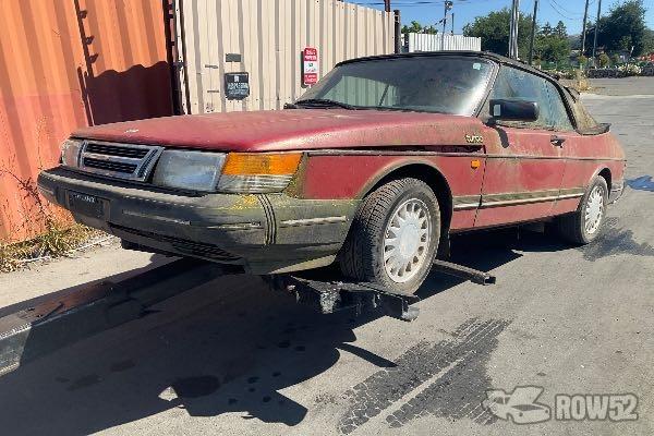 Photo of 1987 Saab 900