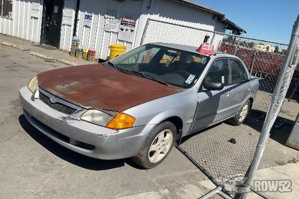 Photo of 2000 Mazda Protege
