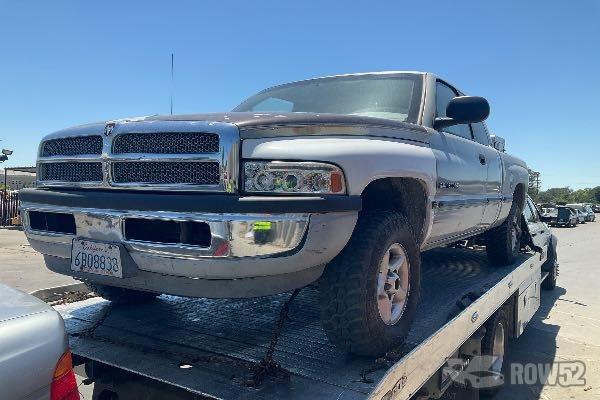 Photo of 1999 Dodge Ram 1500