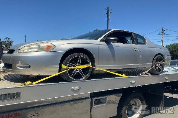 Photo of 2006 Chevrolet Monte Carlo