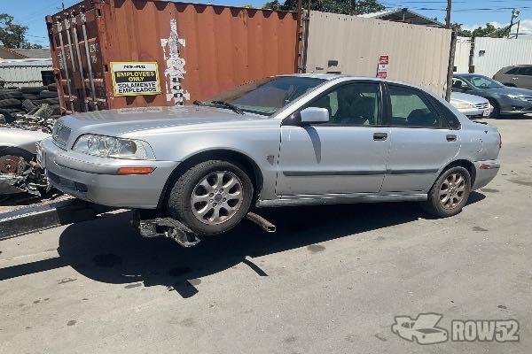 Photo of 2001 Volvo S40
