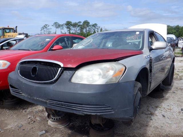 Photo of 2007 Buick Lucerne