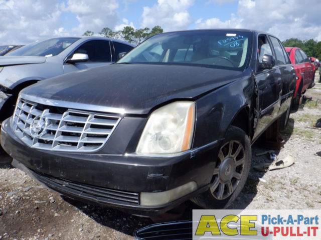 Photo of 2008 Cadillac Dts
