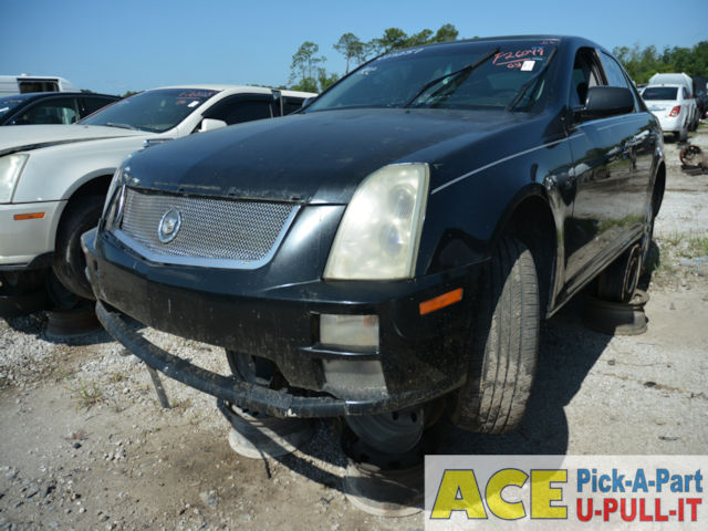 Photo of 2005 Cadillac Sts
