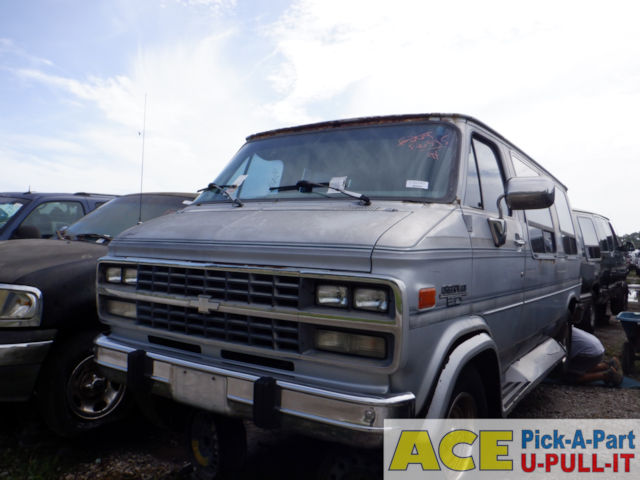 Photo of 1994 Chevrolet Chevrolet 20 Van