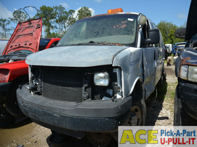 Photo of 2008 Chevrolet Express 2500 Van