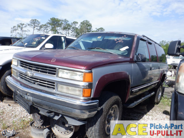 Photo of 1995 Chevrolet Suburban 1500
