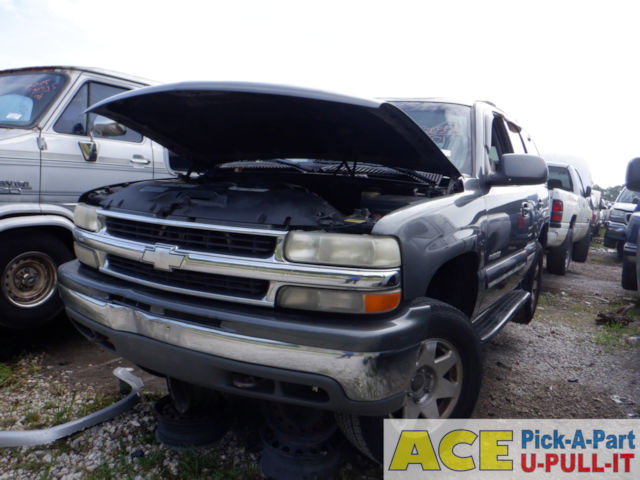 Photo of 2001 Chevrolet Tahoe