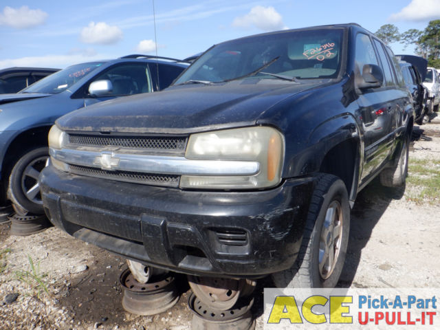 Photo of 2002 Chevrolet Trailblazer