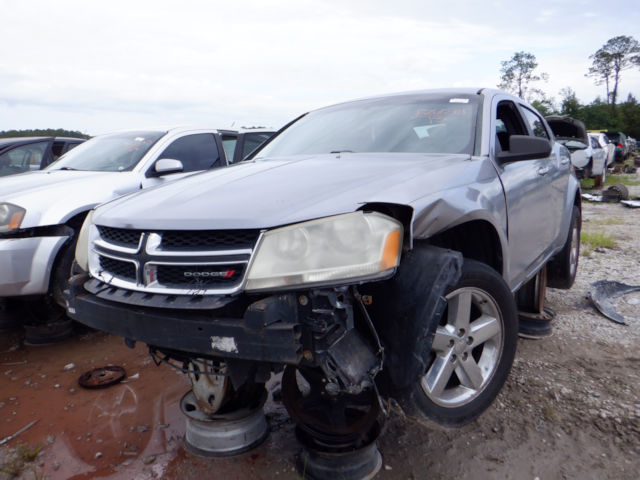 Photo of 2013 Dodge Avenger