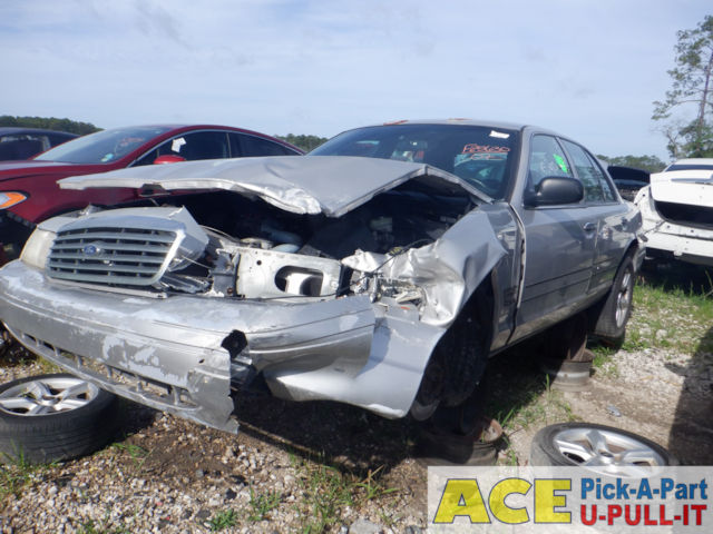 Photo of 2007 Ford Crown Victoria