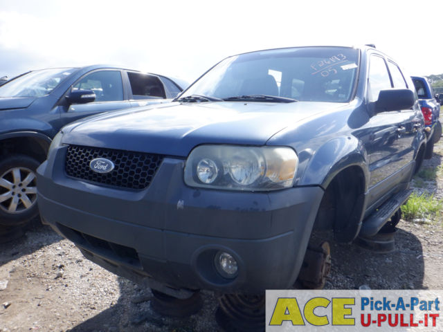 Photo of 2005 Ford Escape