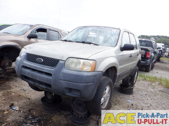 Photo of 2004 Ford Escape