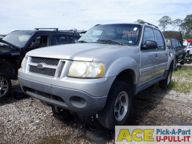 Photo of 2004 Ford Explorer