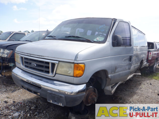 Photo of 2006 Ford Ford E350 Van