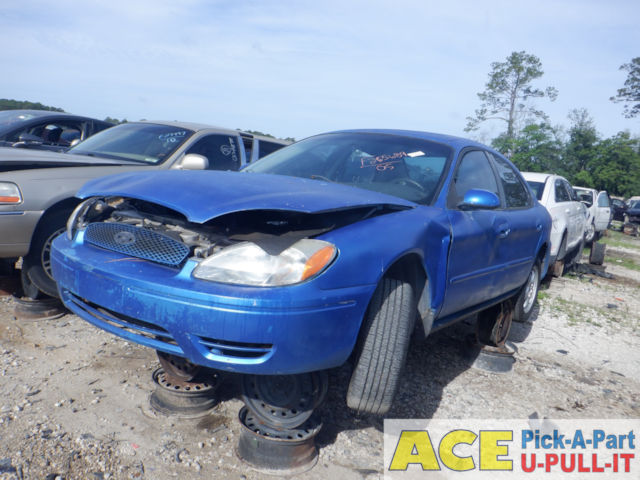Photo of 2005 Ford Taurus