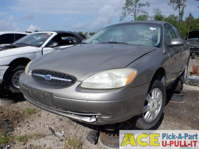 Photo of 2003 Ford Taurus