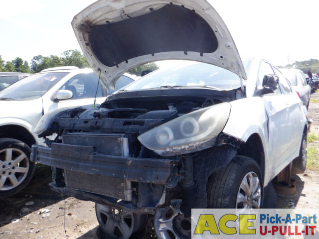 Photo of 2015 Hyundai Accent