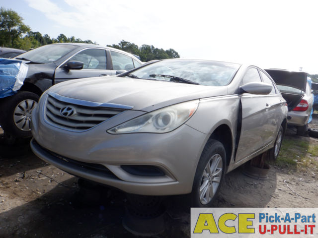 Photo of 2011 Hyundai Sonata