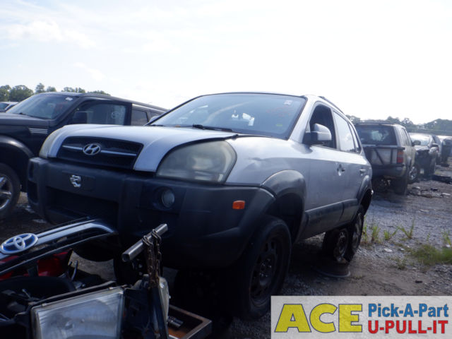 Photo of 2005 Hyundai Tucson
