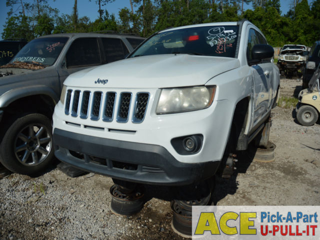 Photo of 2016 Jeep Compass