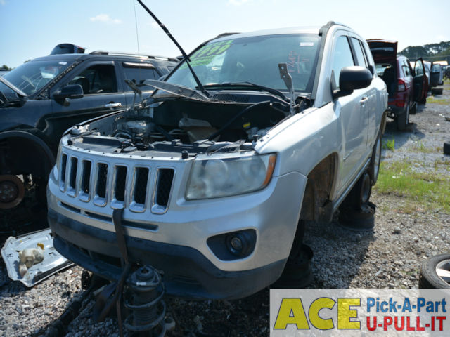 Photo of 2011 Jeep Compass