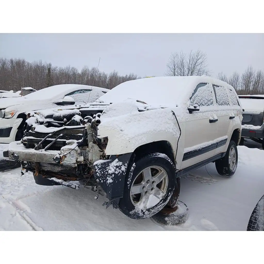 Photo of 2005 Jeep Grand Cherokee