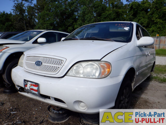 Photo of 2004 Kia Sedona