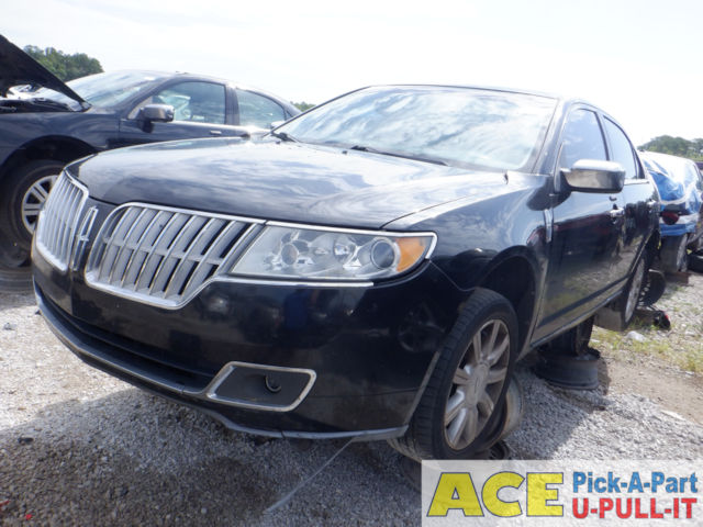 Photo of 2011 Lincoln Mkz