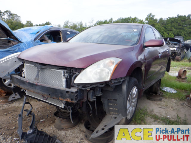 Photo of 2010 Nissan Altima