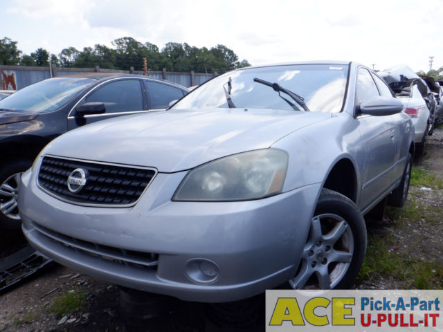 Photo of 2005 Nissan Altima