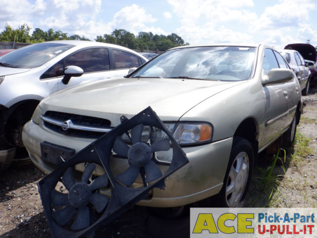 Photo of 1998 Nissan Altima