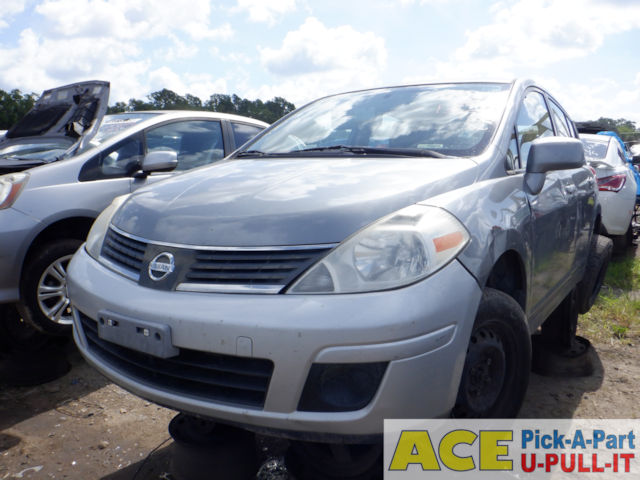 Photo of 2012 Nissan Versa
