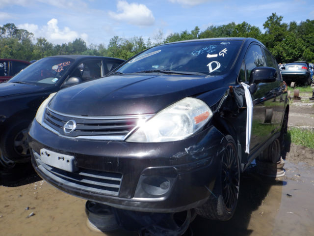 Photo of 2012 Nissan Versa