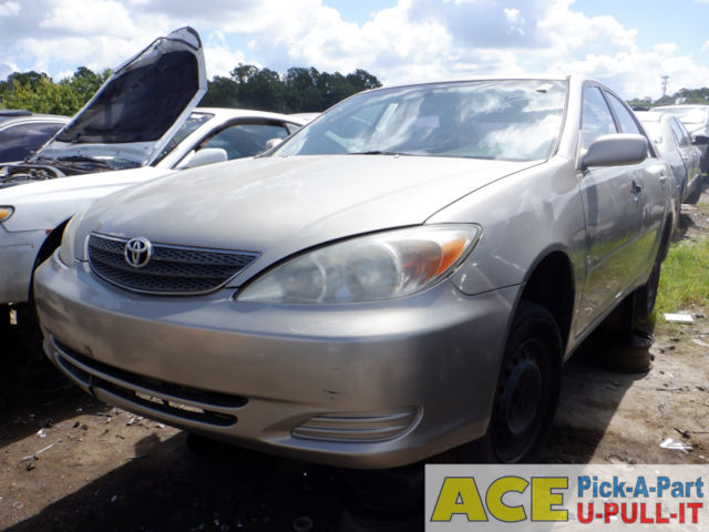 Photo of 2004 Toyota Camry