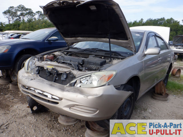 Photo of 2004 Toyota Camry