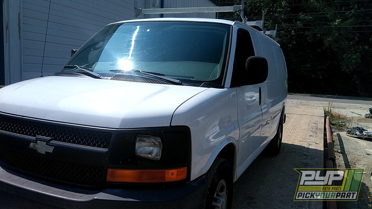 Photo of 2005 Chevrolet Express 2500
