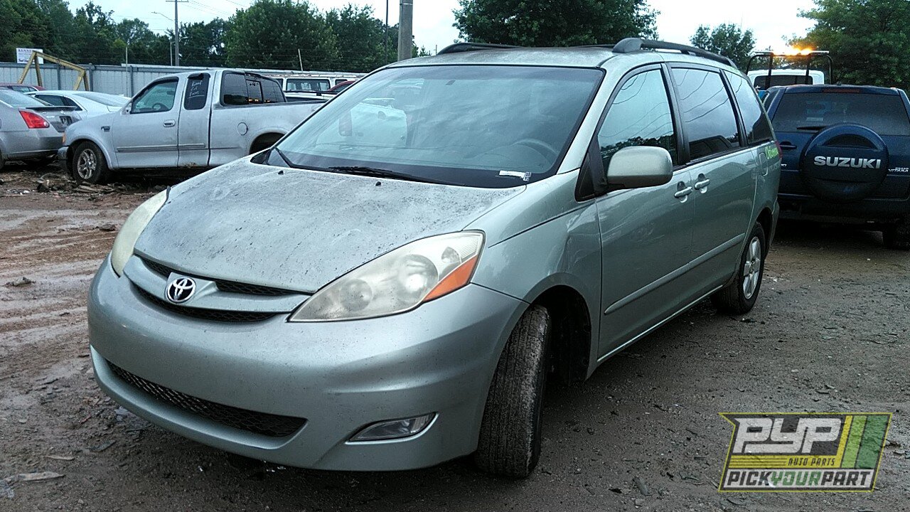 Photo of 2006 Toyota Sienna