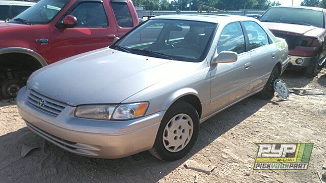 Photo of 1998 Toyota Camry