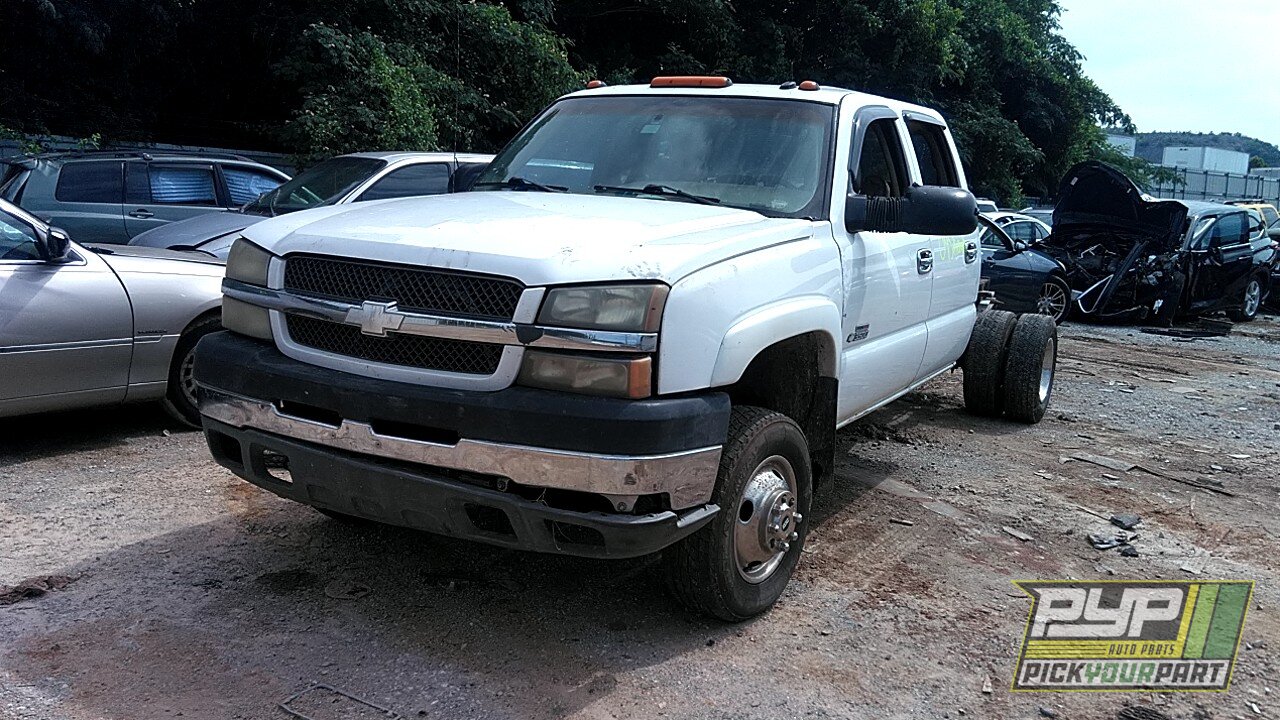 Photo of 2004 Chevrolet Silverado 3500