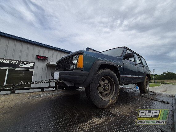 Photo of 1995 Jeep Cherokee