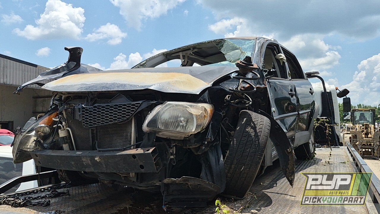 Photo of 2004 Pontiac Vibe