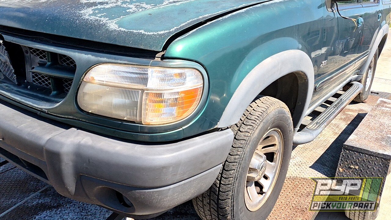 Photo of 2000 Ford Explorer