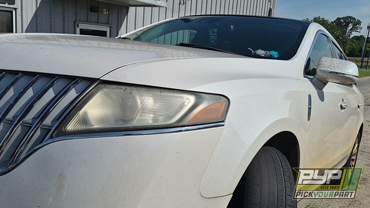 Photo of 2012 Lincoln Mkt
