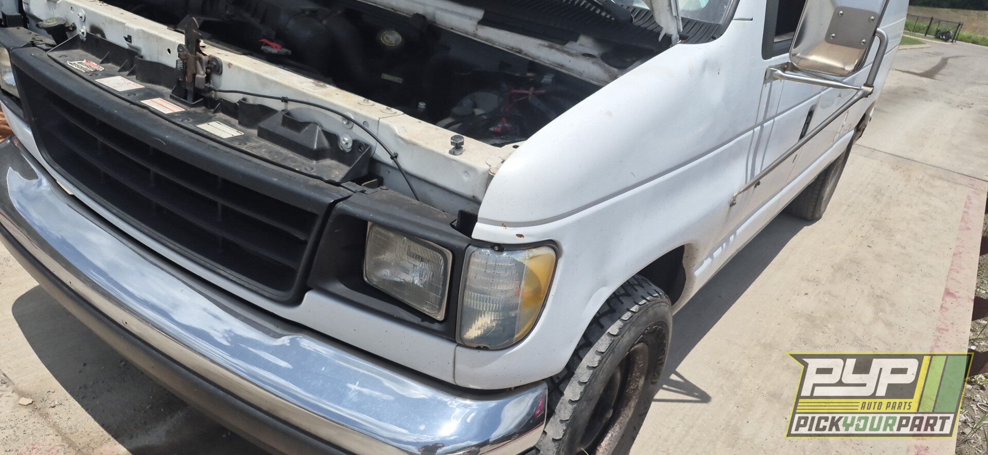 Photo of 1994 Ford E-150 Econoline