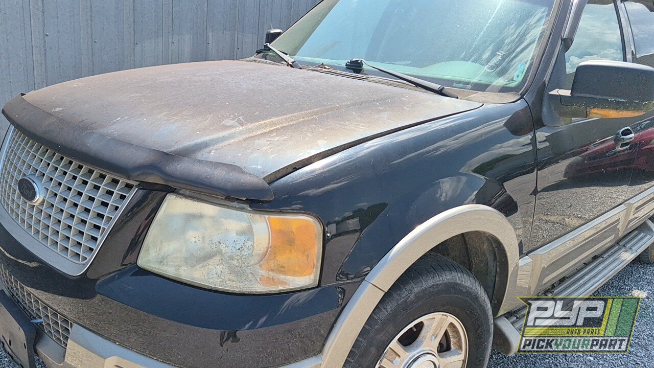 Photo of 2004 Ford Expedition
