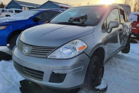 Photo of 2011 Nissan Versa