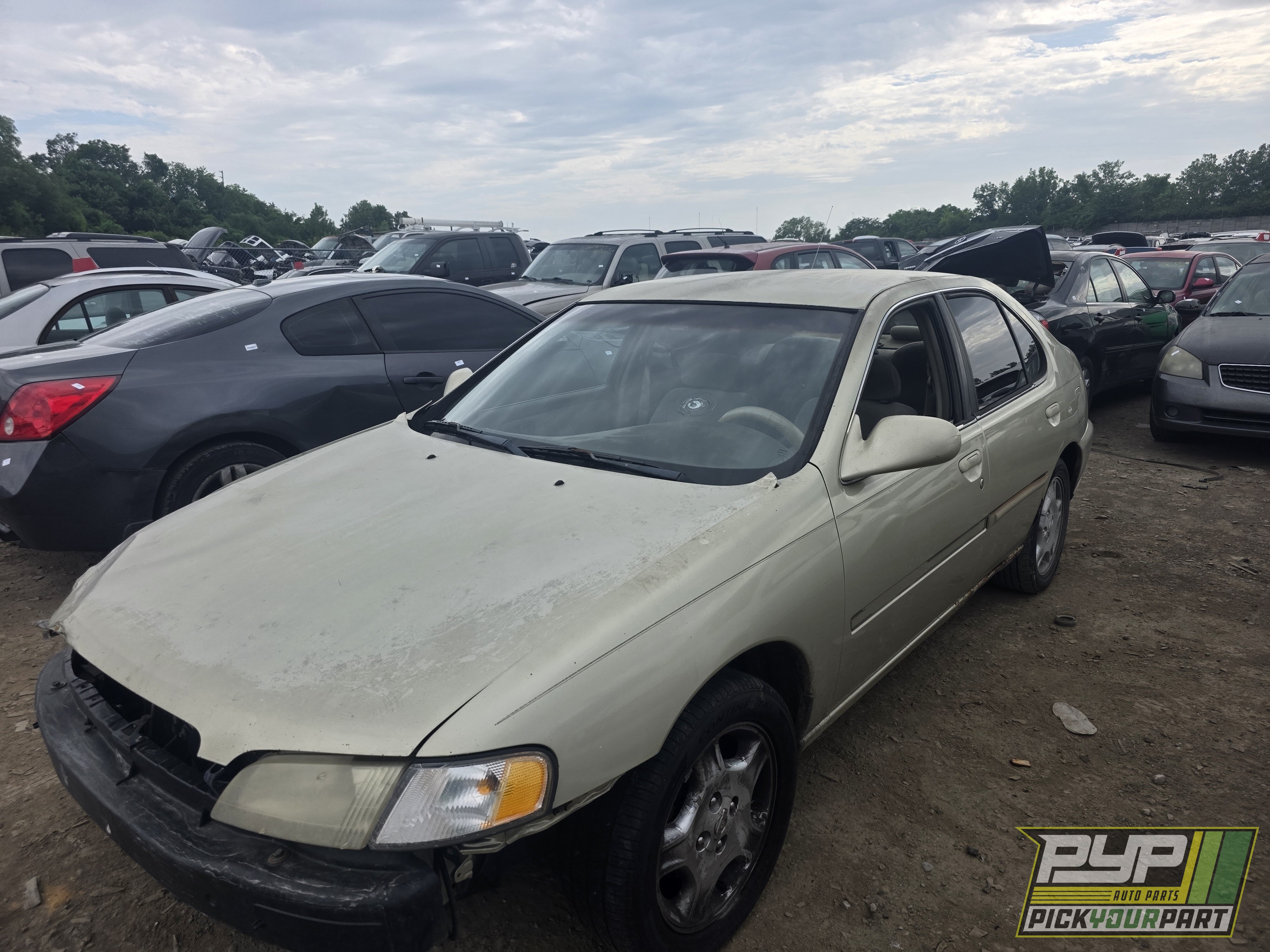 Photo of 1998 Nissan Altima